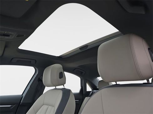 Used 2025 Audi A3 2.0T Premium w/ Convenience Package image 32