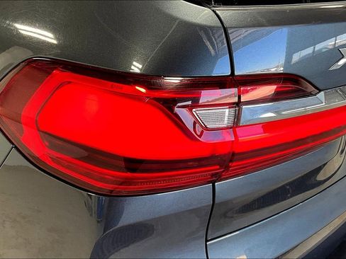 Used 2022 BMW X7 xDrive40i image 39