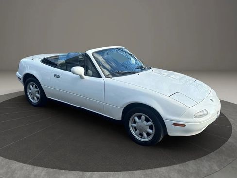 Used 1993 MAZDA MX-5 Miata Limited Edition image 19
