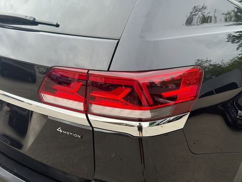Used 2023 Volkswagen Atlas SEL AWD/4WD image 27