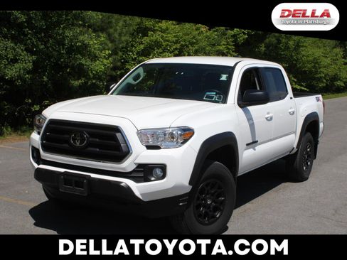 Used 2023 Toyota Tacoma SR5 w/ SX Package AWD/4WD image 1