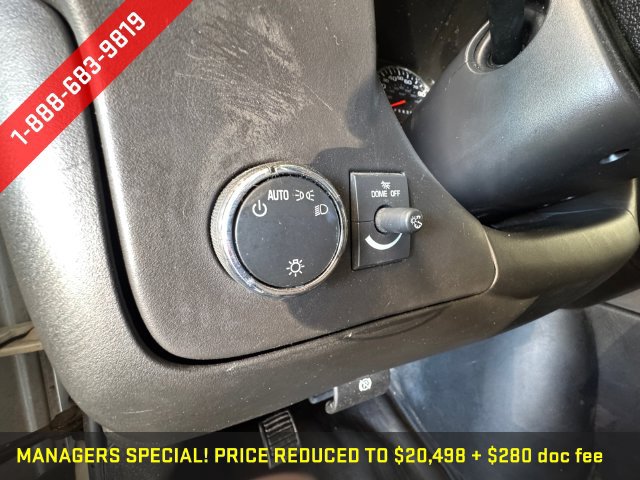 Used 2018 Chevrolet Express 2500 RWD image 23