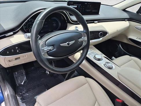 Used 2023 Genesis GV70 2.5T AWD/4WD image 10