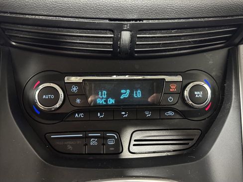 Used 2016 Ford C-MAX SE FWD image 21