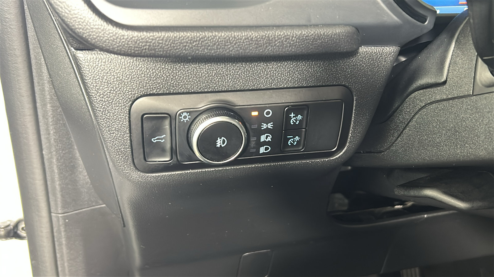 Used 2025 Ford Escape ST-Line Select AWD/4WD image 23