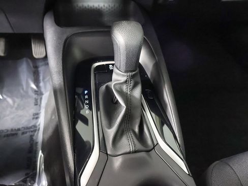 Used 2024 Toyota Corolla LE image 40