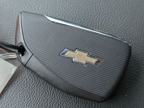 Used 2023 Chevrolet Colorado LT w/ LT Convenience Package II image 20