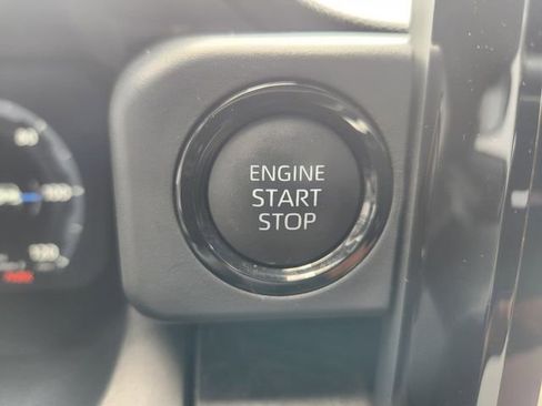 Certified 2025 Toyota Tacoma Limited AWD/4WD image 20