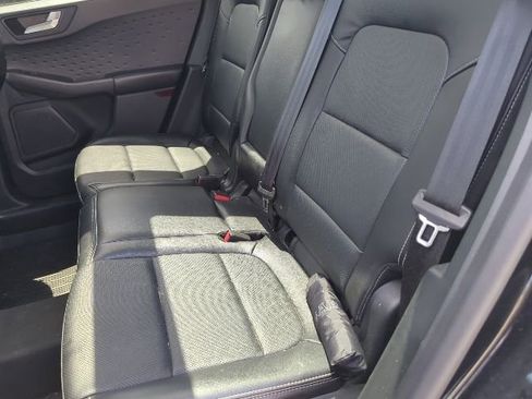 Used 2020 Ford Escape Titanium AWD/4WD image 15