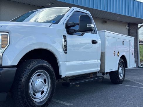Used 2019 Ford F250 XL w/ Power Equipment Group RWD image 39