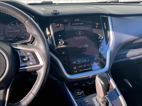 Used 2021 Subaru Outback Premium image 7