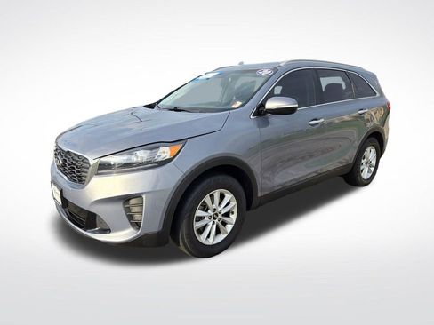 Used 2020 Kia Sorento LX w/ LX I4 Convenience Package image 9
