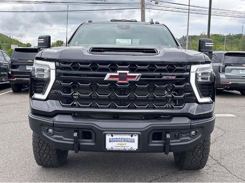 Used 2024 Chevrolet Silverado 2500 ZR2 w/ ZR2 Bison Edition AWD/4WD image 27