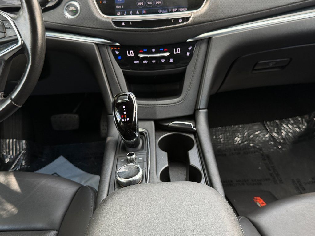 Used 2024 Cadillac XT5 Premium Luxury AWD/4WD image 11