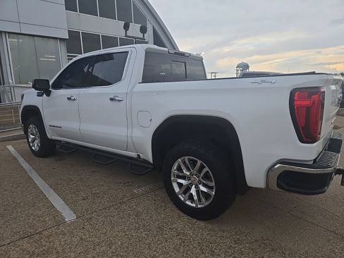 Used 2019 GMC Sierra 1500 SLT AWD/4WD image 3
