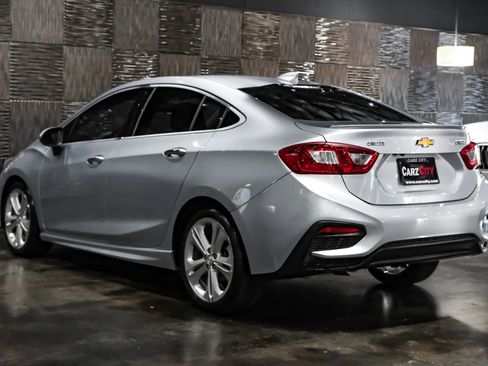 Used 2017 Chevrolet Cruze Premier w/ RS Package FWD image 11