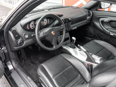 Used 2003 Porsche 911 Carrera 4S AWD/4WD image 8