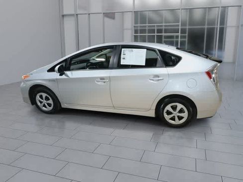 Used 2012 Toyota Prius Three FWD image 6