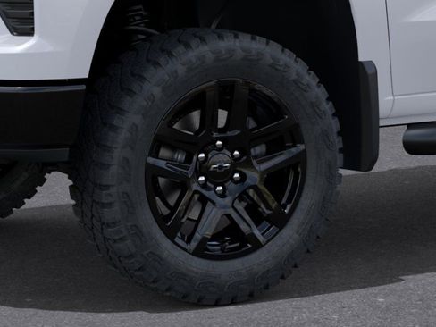 New 2026 Chevrolet Silverado 1500 Custom Trail Boss w/ LPO, Dark Essentials Package AWD/4WD image 9