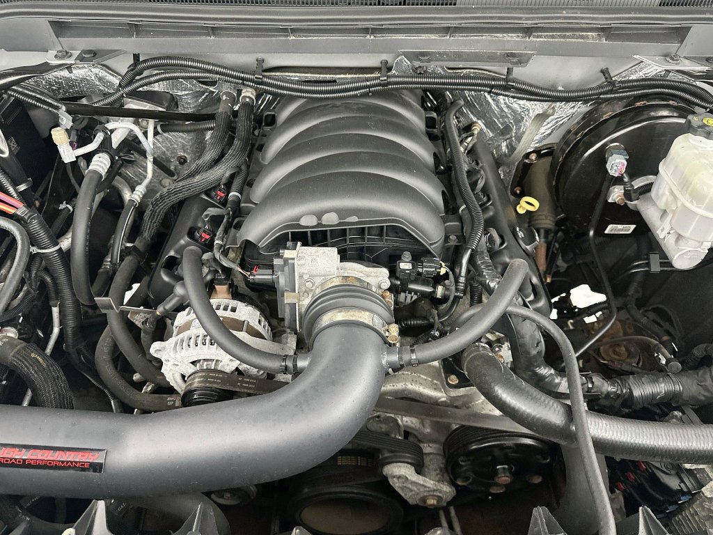 Used 2018 GMC Sierra 1500 SLE w/ SLE Value Package AWD/4WD image 32