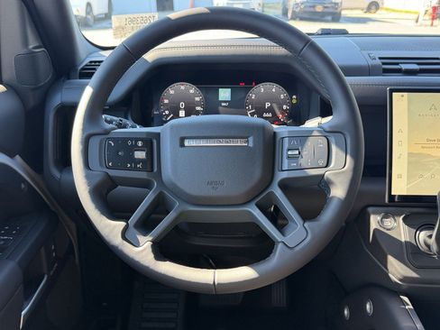 New 2026 Land Rover Defender 110 X-Dynamic SE AWD/4WD image 11