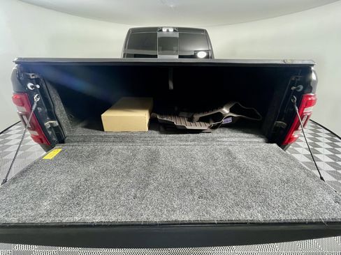 Used 2024 RAM 3500 Limited w/ Towing Technology Group image 5