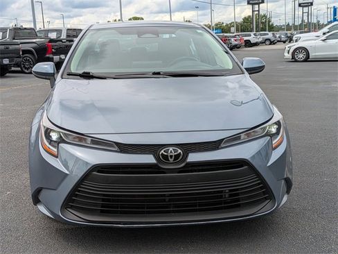 Used 2023 Toyota Corolla LE image 9