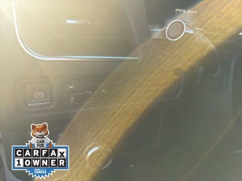 Used 2024 GMC Yukon SLE w/ Gmc Pro Safety Plus Package image 28