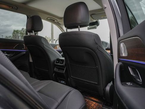 Certified 2025 Mercedes-Benz GLE 350 4MATIC image 28