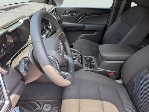 New 2026 GMC Canyon Elevation w/ Convenience Package image 16