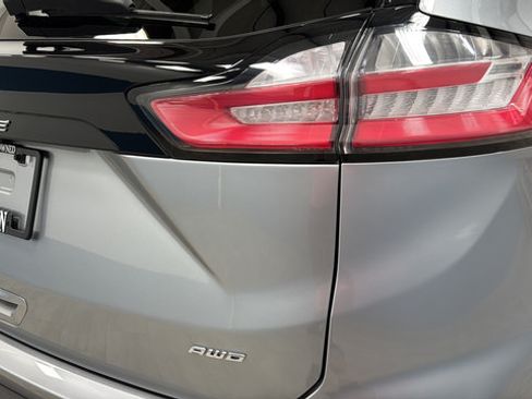 Used 2024 Ford Edge SEL AWD/4WD image 35