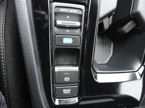 Used 2025 Honda Accord Sport image 26