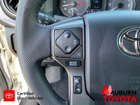 Certified 2022 Toyota Tacoma TRD Off-Road w/ Technology Package AWD/4WD image 41