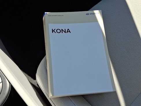 Certified 2024 Hyundai Kona SEL AWD/4WD image 26