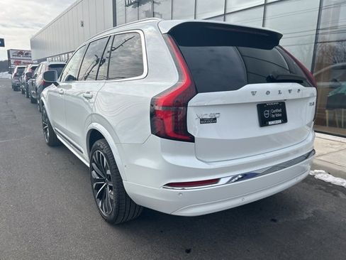 Certified 2025 Volvo XC90 B6 Plus image 3