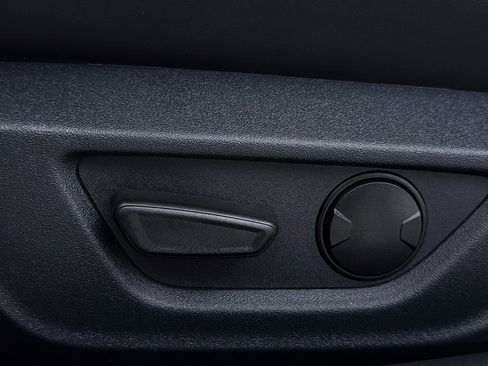 Used 2024 Ford Mustang GT Premium image 23