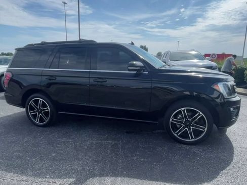 Used 2021 Ford Expedition Limited AWD/4WD image 2