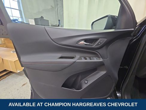 Certified 2023 Chevrolet Equinox RS FWD image 30