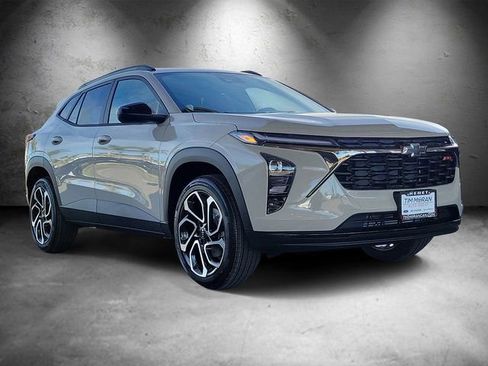 New 2026 Chevrolet Trax RS w/ Driver Confidence Package FWD image 2