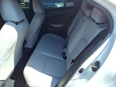 Used 2021 Lexus UX 250h AWD/4WD image 14