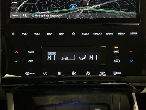 Used 2023 Hyundai Tucson Limited image 19