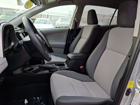 Used 2013 Toyota RAV4 LE AWD/4WD image 13