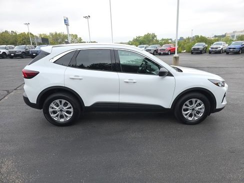 Certified 2023 Ford Escape Active w/ Tech Pack #1 image 9