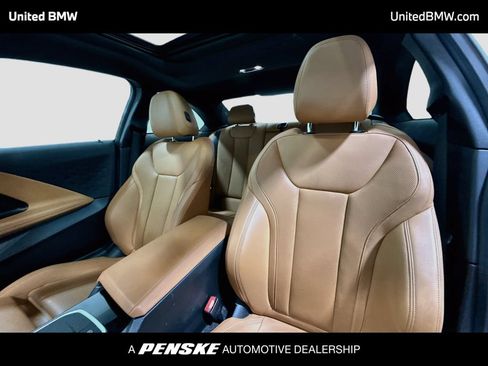 Used 2022 BMW 230i Coupe w/ Convenience Package RWD image 12