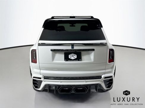 Used 2026 Rolls-Royce Cullinan AWD/4WD image 7