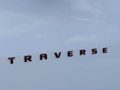 Used 2018 Chevrolet Traverse Premier w/ Redline Edition AWD/4WD image 11