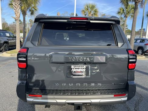 Used 2025 Toyota 4Runner Limited image 9
