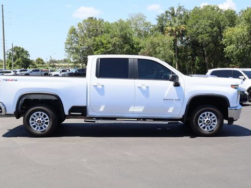 Certified 2022 Chevrolet Silverado 2500 LT AWD/4WD image 10