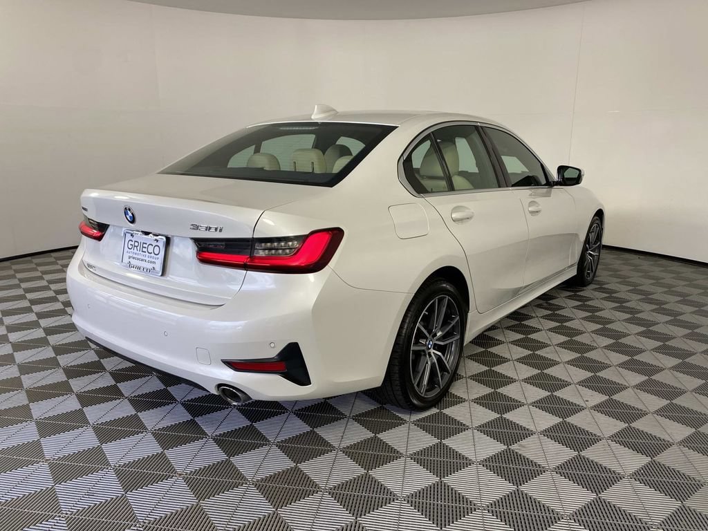 Used 2020 BMW 330i xDrive Sedan w/ Convenience Package AWD/4WD image 9