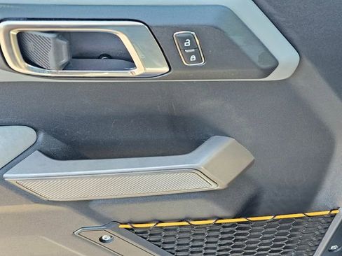 Used 2021 Ford Bronco Badlands image 21